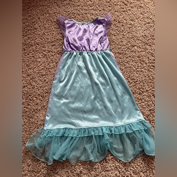Disney Princess Little Mermaid nightgown, size 5 - Picture 3 of 3